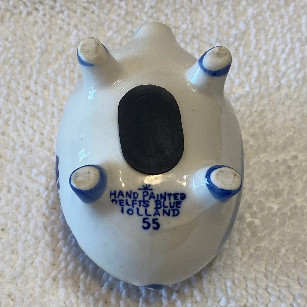 The Unbranded Brand adorable piggy